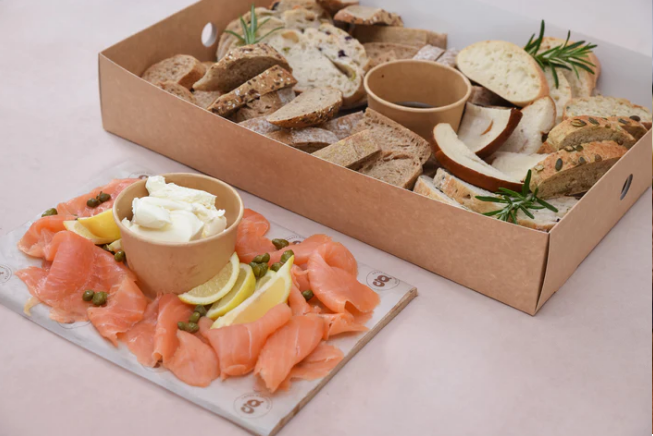 Smoked Salmon & Cream Cheese Platter